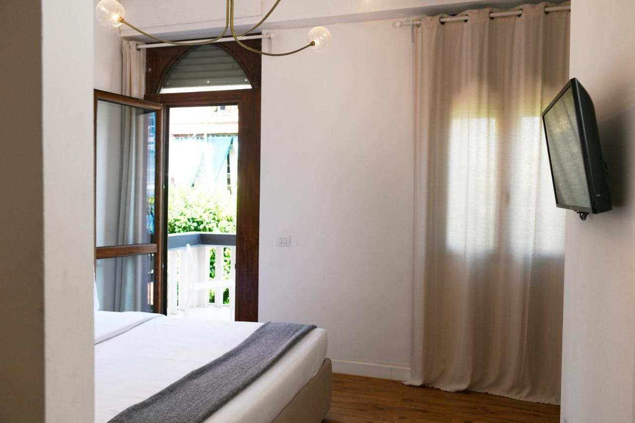 Quarto Duplo com Casa de Banho Privativa
