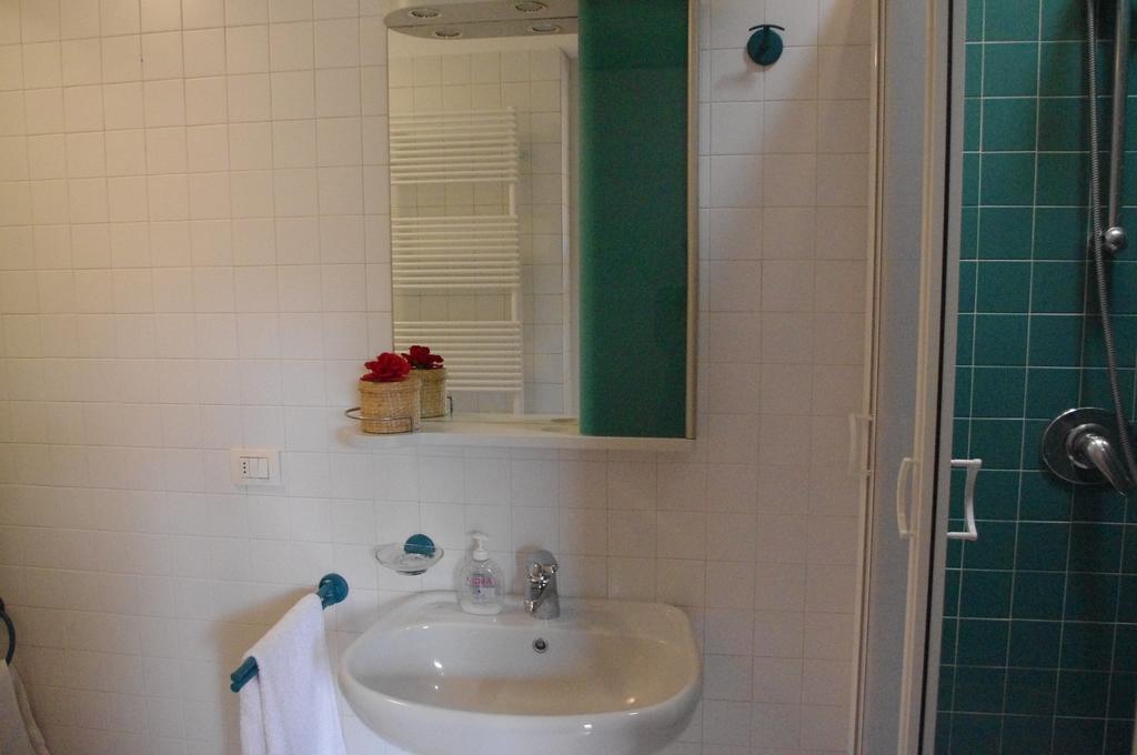 Quarto Duplo com Casa de Banho Privativa