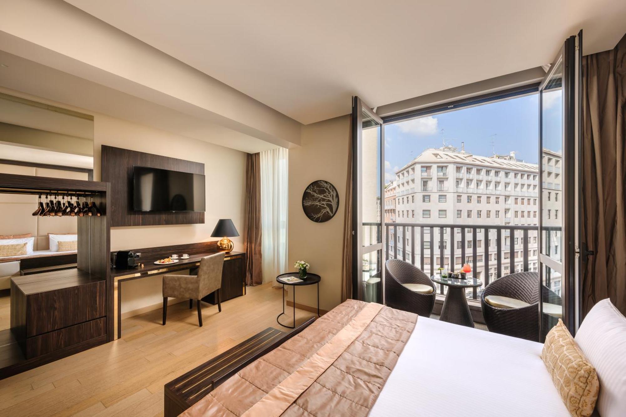 Deluxe Double Room Balcony,1552030411:JPEG