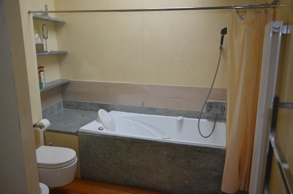 Apartamento com 1 Quarto - 3 Pisos