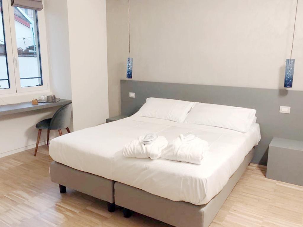 Economy Double or Twin Room,630578082:JPEG
