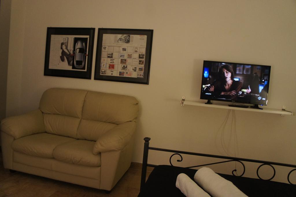 Deluxe King Room,216312329:JPEG
