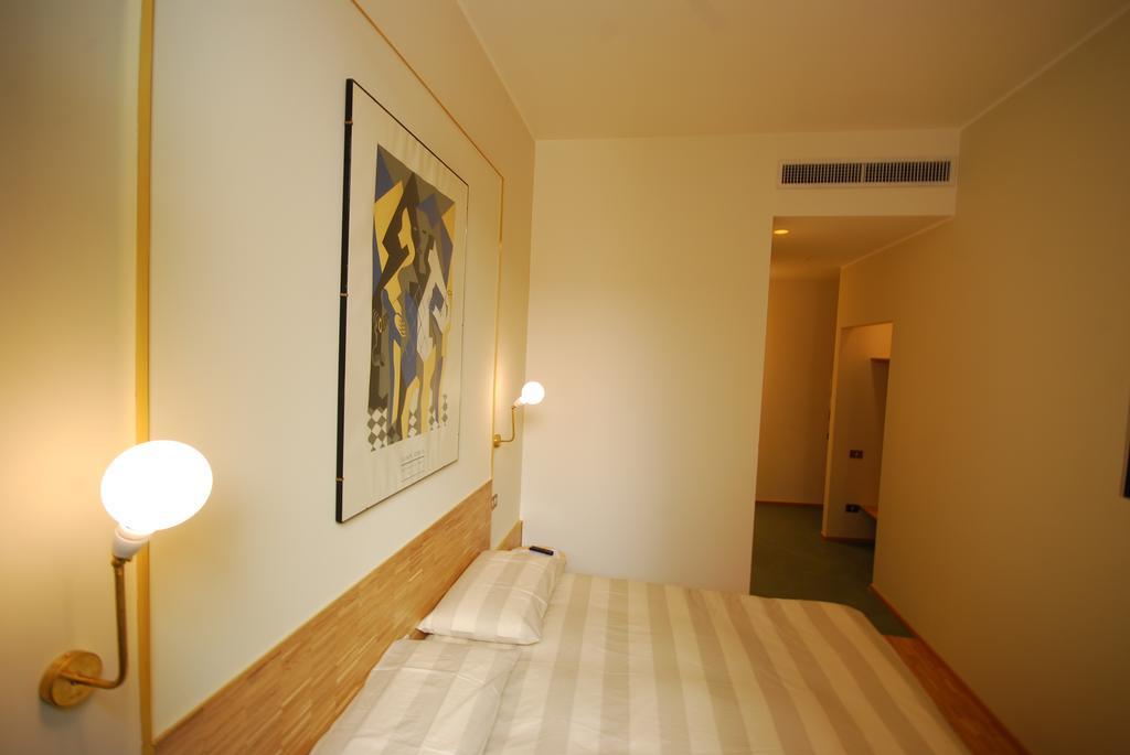 Quarto Duplo