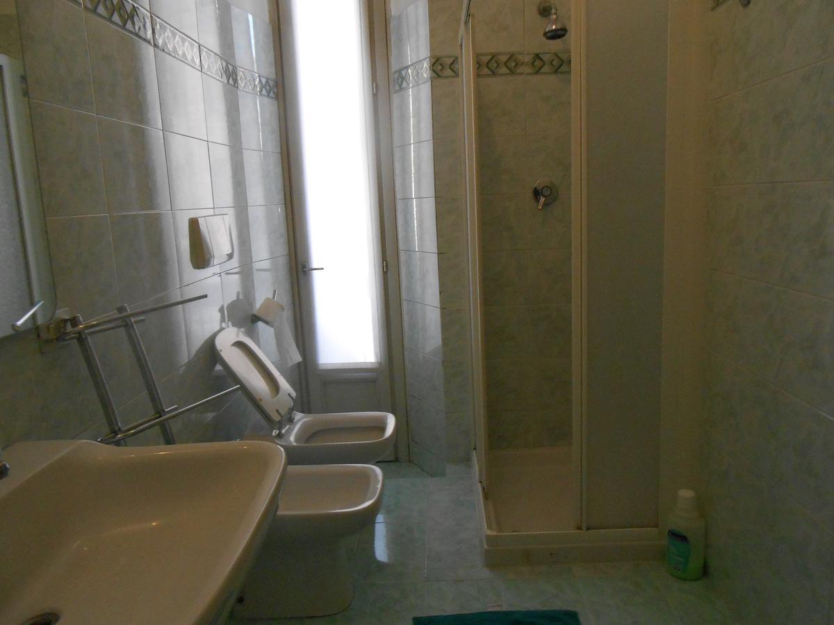 Double Room with Shared Bathroom and Balcony