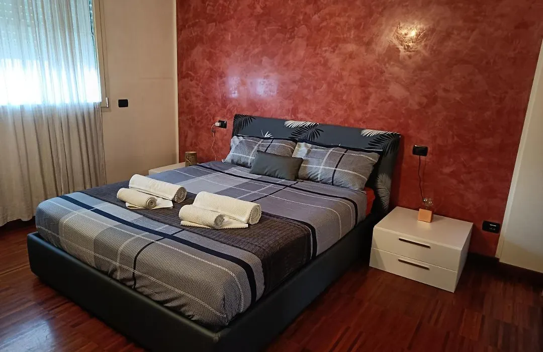 Double Room Private Bathroom Bocconi Prada Ied-1