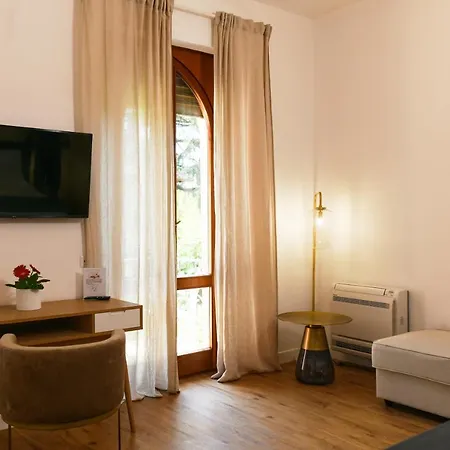 La Villa Bed & Breakfast-2