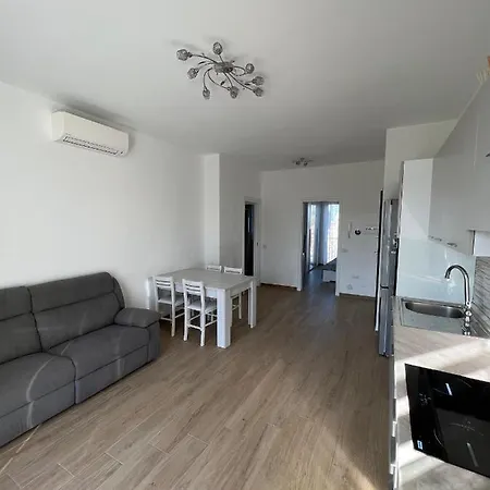 Paul House-3