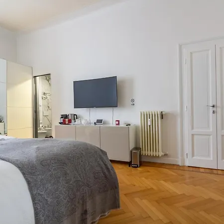 B&B Liberty Suite Milan-3
