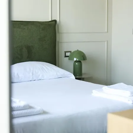 Corso Italia Rooms-2
